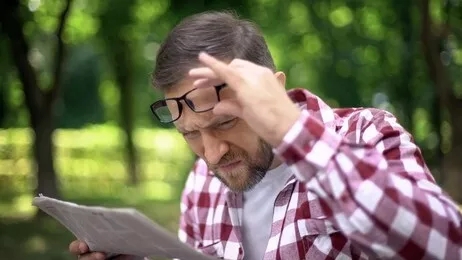 從年齡看